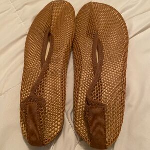 Women's Tan Mesh Slip-On Shoes